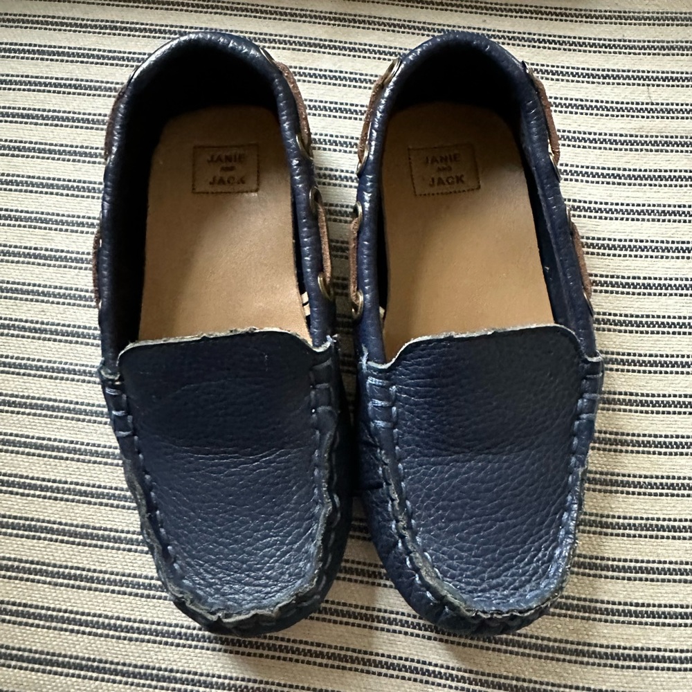 Janie and Jack boys driving shoes size 10